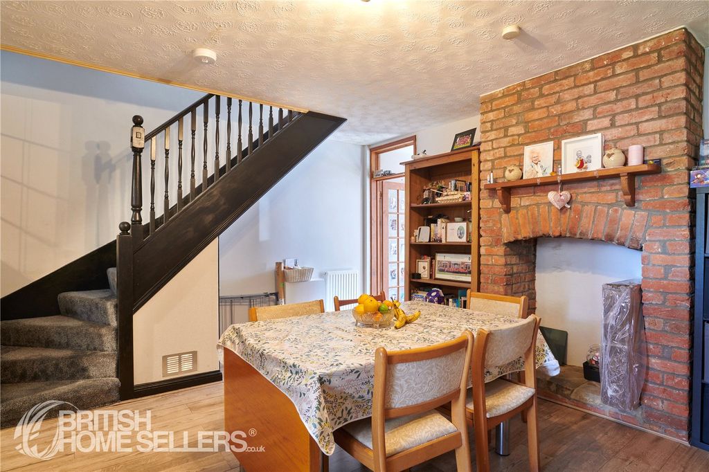 Additional image 2 of 3 bed terraced house for saleParliament Street, Chippenham, Wiltshire SN14