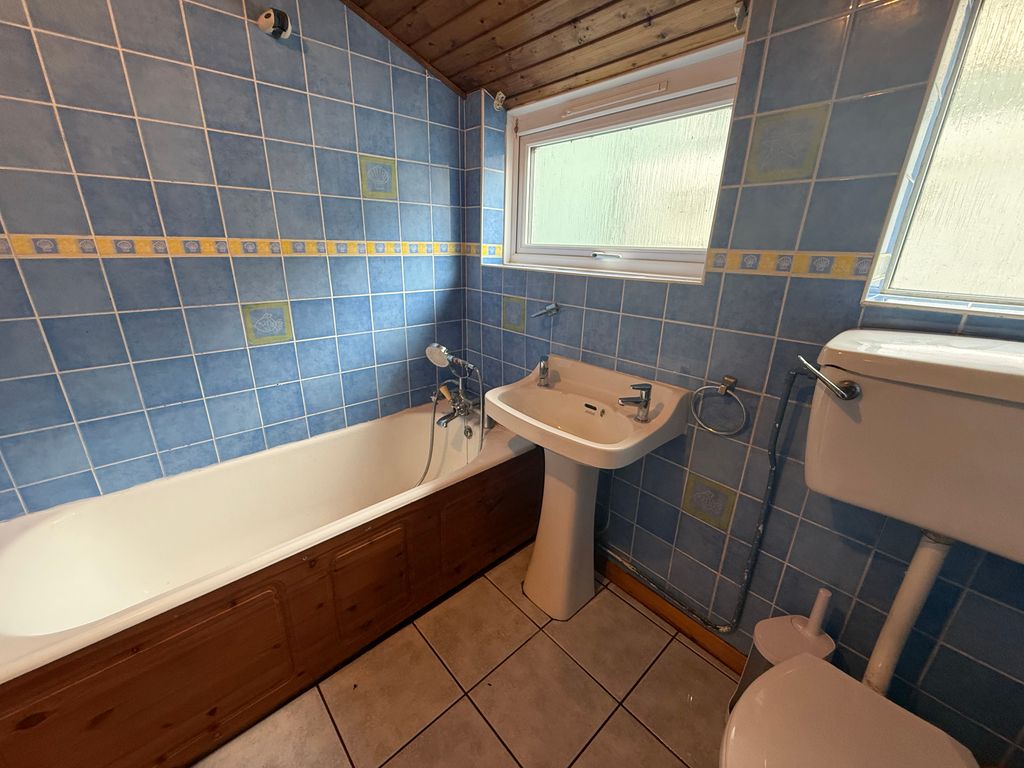 Additional image 6 of 2 bed terraced house for saleDryden Street, Swindon SN1