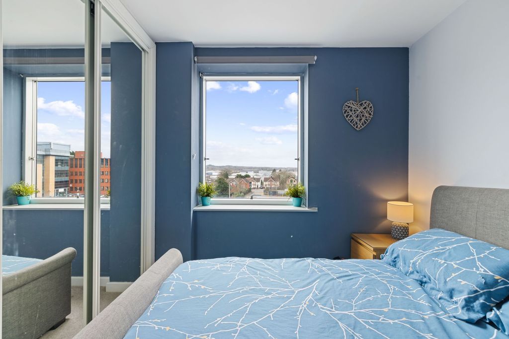 Additional image 8 of 2 bed flat for saleWestminster Mansions, Sullivan Road, Camberley GU15