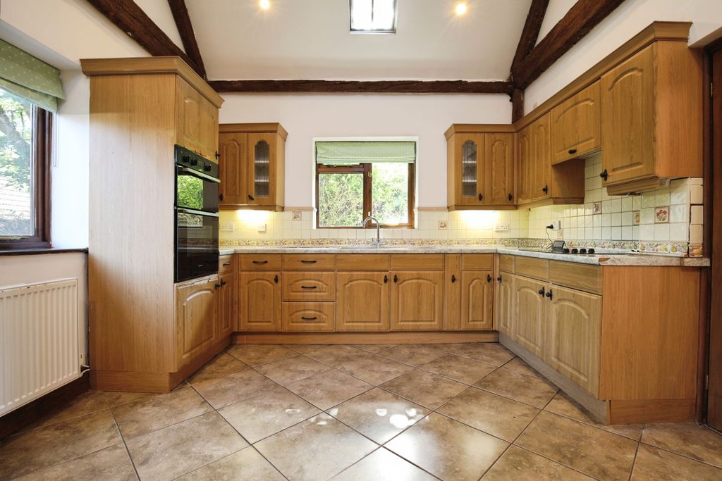 Additional image 6 of 2 bed detached house for saleBeechfield, Salisbury SP4