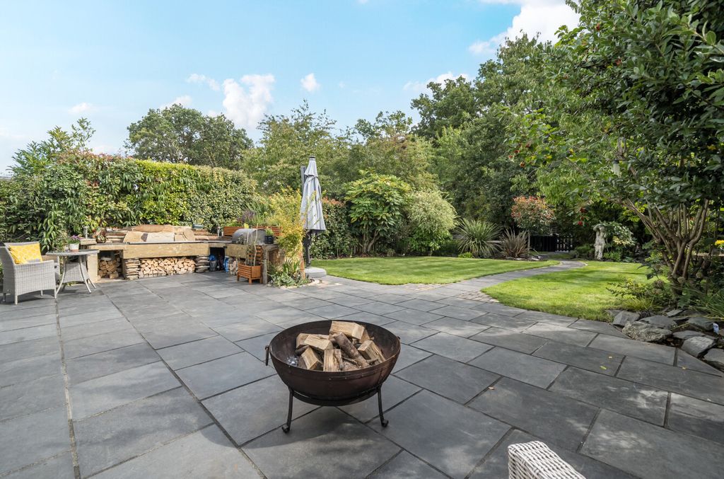 Additional image 16 of 3 bed bungalow for saleKiln Lane, Winkfield, Windsor SL4