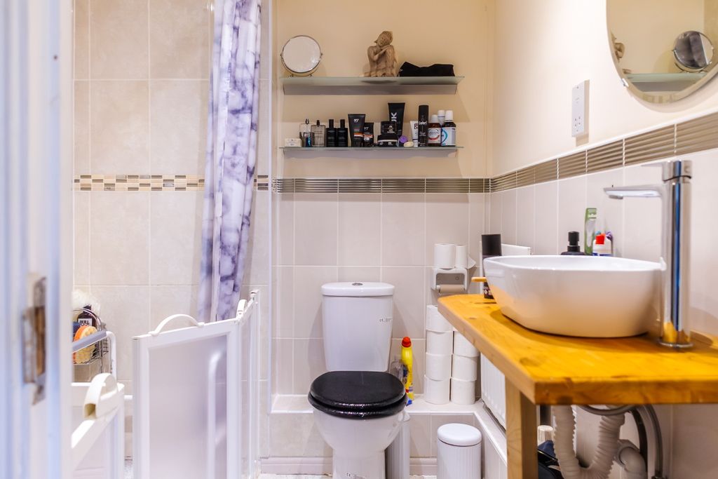 Additional image 9 of 1 bed flat for saleBrunel Crescent, Swindon, Wiltshire SN2
