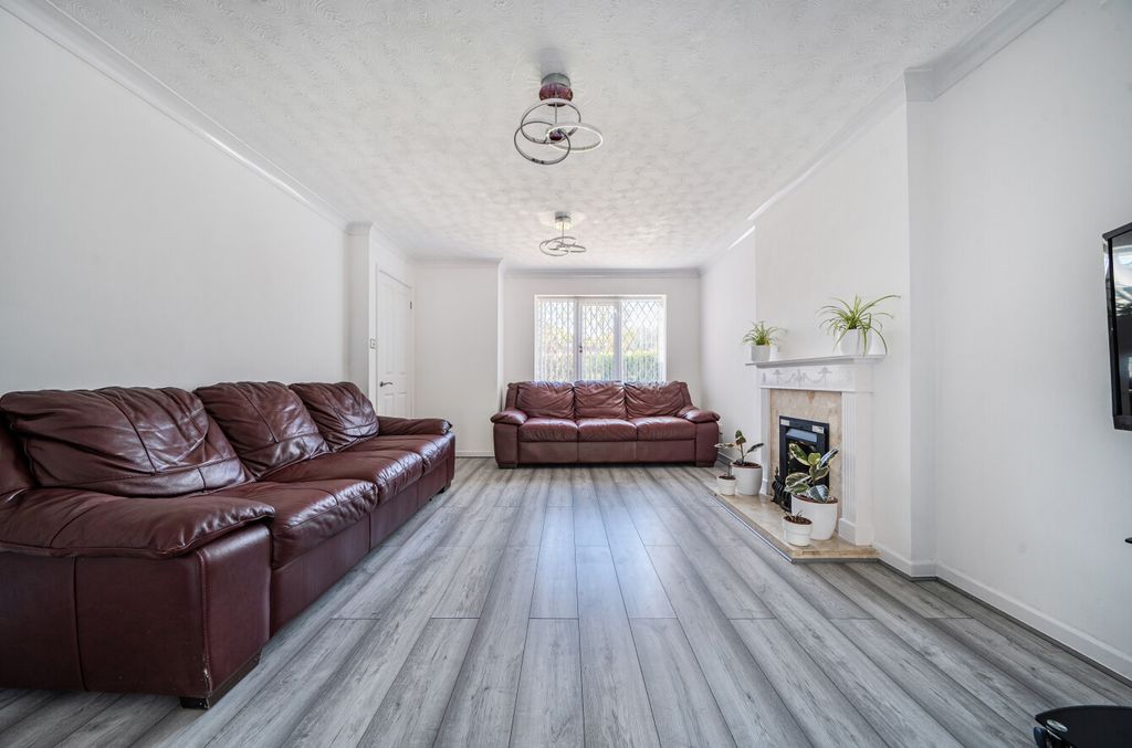 Additional image 3 of 3 bed link detached house for saleWinchcombe Close, The Prinnels, Swindon SN5