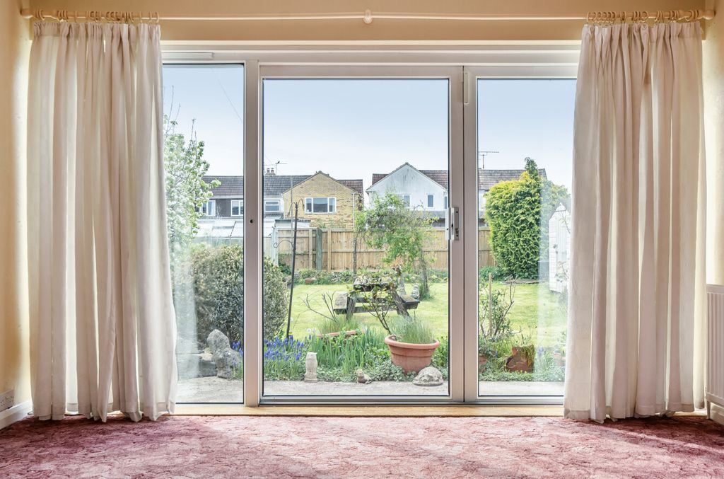 Additional image 6 of 6 bed detached house for saleCarisbrooke Terrace, Chiseldon, Swindon SN4