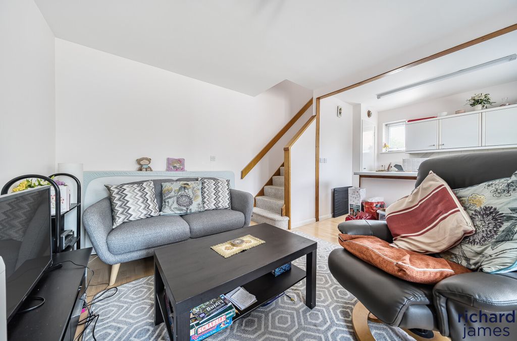 Additional image 3 of 1 bed terraced house for saleBurnet Close, Haydon Wick, Swindon SN2