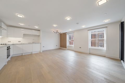 Flat 6, 78 Leather Lane, Clerkenwell, London EC1N