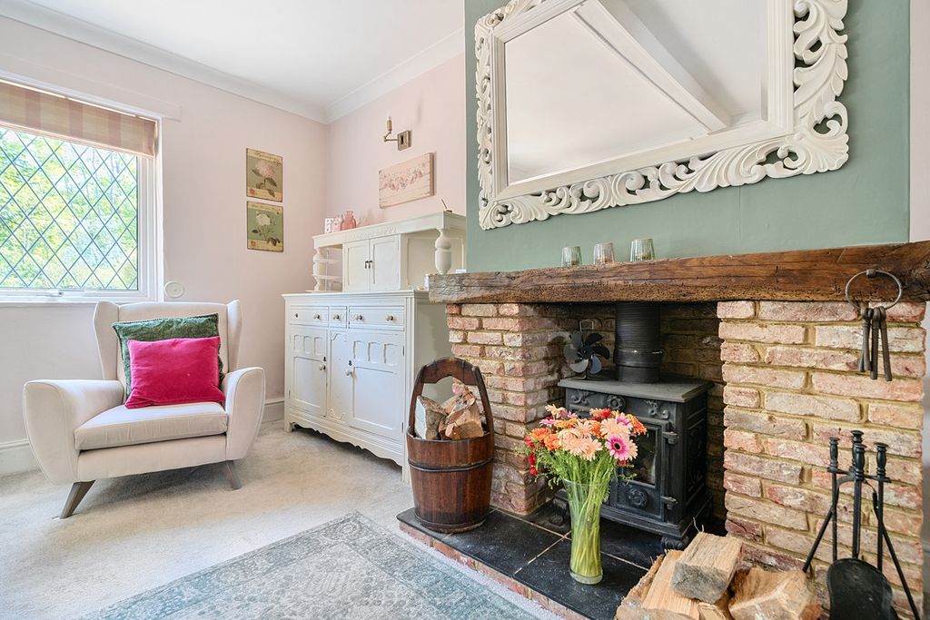 Additional image 5 of 3 bed semi-detached house for saleHatchet Lane, Windsor SL4