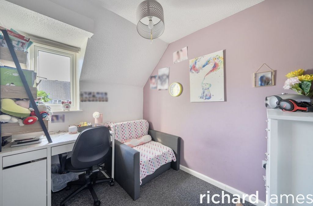 Additional image 8 of 3 bed terraced house for saleCowdrey Close, Toothill, Swindon SN5