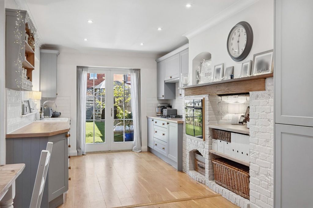 Additional image 4 of 3 bed semi-detached house for saleHulse Road, Salisbury SP1