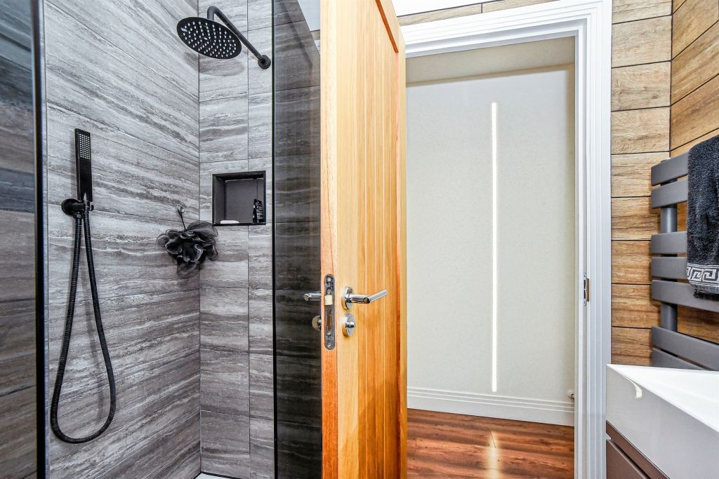 Additional image 11 of 3 bed semi-detached bungalow for saleBanbury Close, Swindon SN3