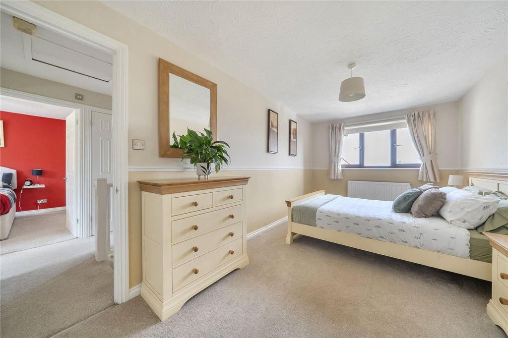 Additional image 7 of 4 bed detached house for saleGreenaway, Wanborough SN4