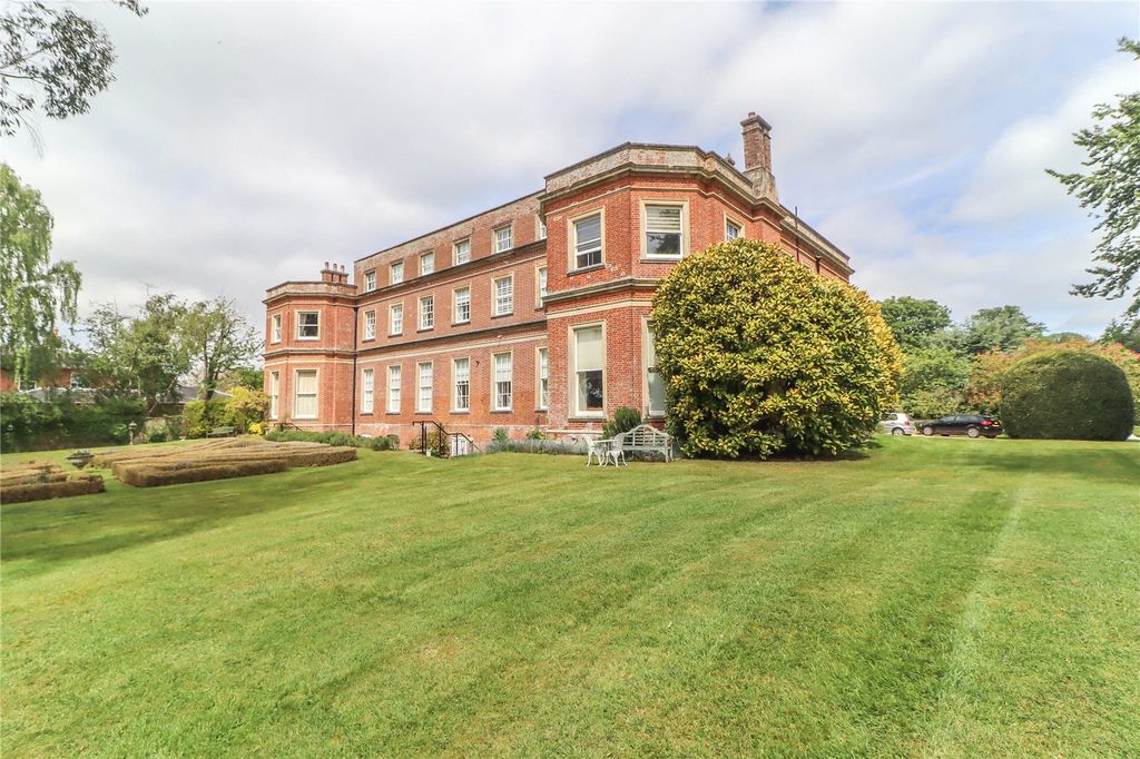 Additional image 2 of 2 bed flat for saleRamridge Park, Andover, Hampshire SP11