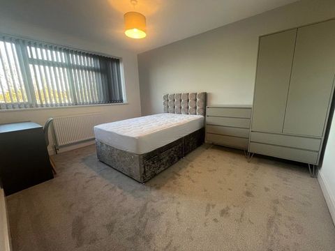 Cleeve Wood Road, Bristol BS16, Room to rent