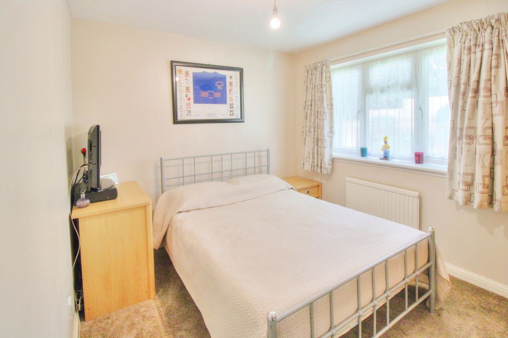 Additional image 15 of 4 bed detached house for saleBeech Glen, Bracknell RG12