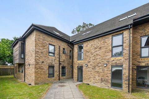 Broadfields, North Harrow HA2