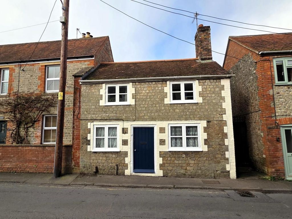 2 bed semi-detached house for salePound Street, Warminster BA12