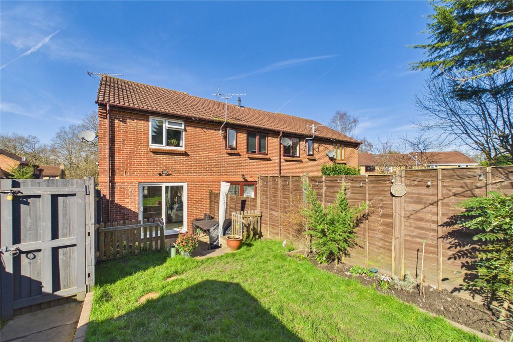 Additional image 9 of 2 bed end terrace house for saleUpavon Gardens, Bracknell, Berkshire RG12