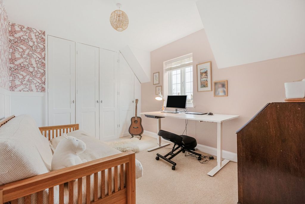 Additional image 21 of 4 bed detached house for saleWoodlands Close, Christian Malford, Chippenham SN15