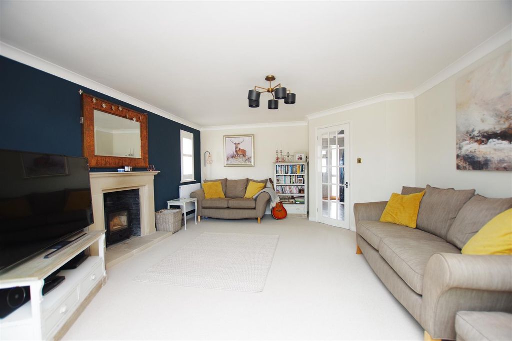 Additional image 10 of 4 bed detached house for saleThe Maltings, Wanborough, Swindon SN4