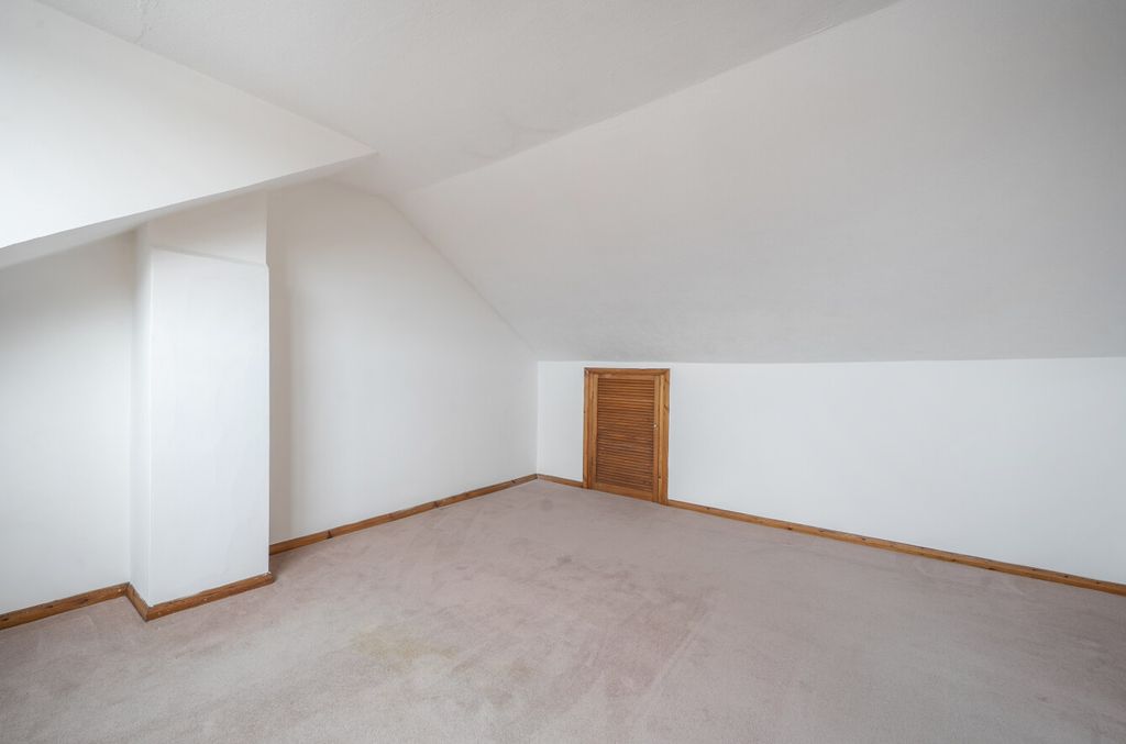 Additional image 9 of 4 bed semi-detached house for saleMedina Way, Stratton St Margaret, Swindon SN2