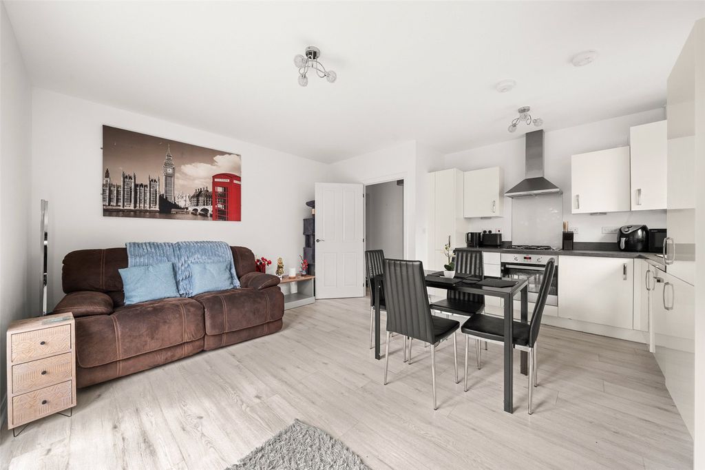 Additional image 5 of 1 bed flat for saleEdrich Grange, Crowthorne, Berkshire RG45
