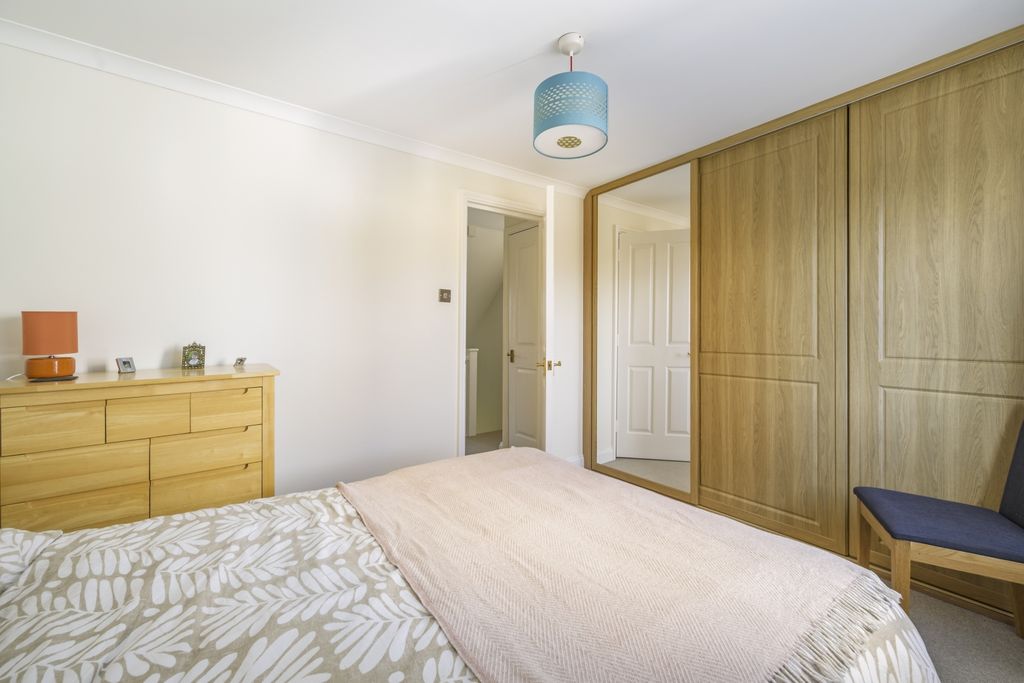 Additional image 10 of 3 bed semi-detached house for saleDewell Mews, Old Town, Swindon SN3