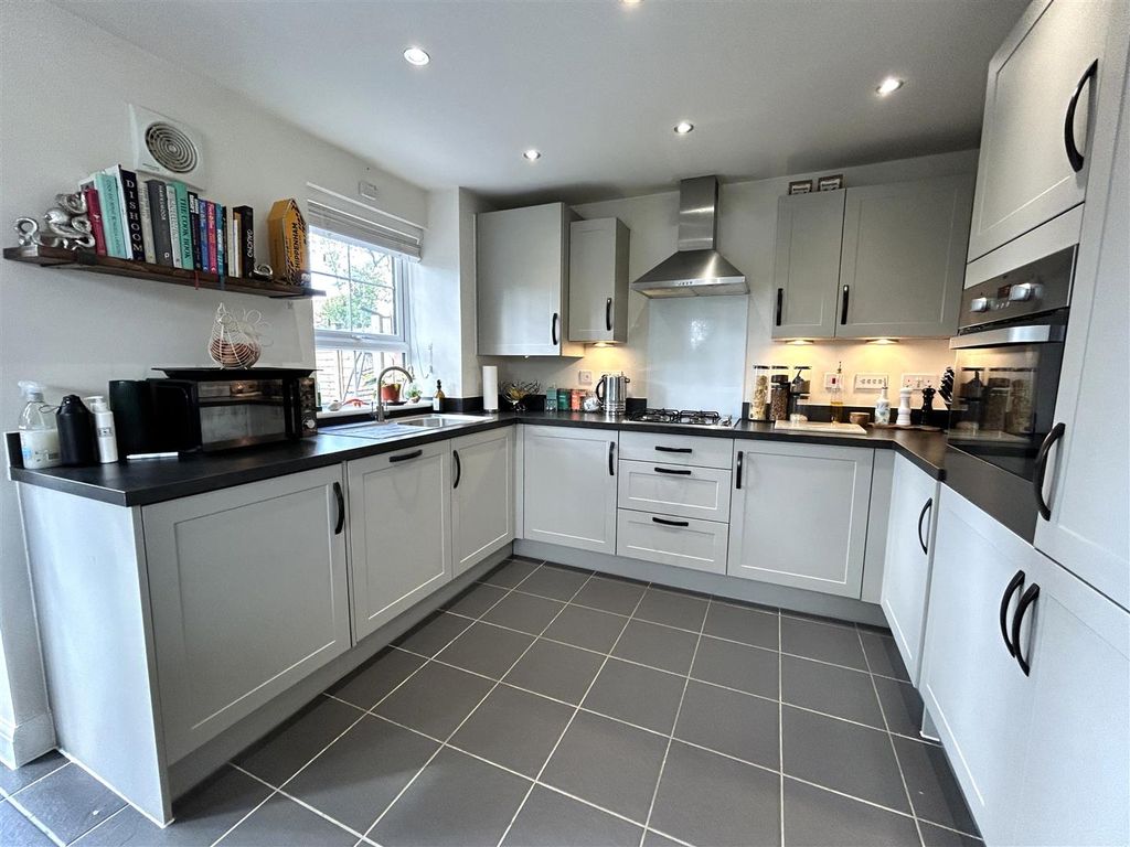 Additional image 5 of 3 bed detached house for saleScott Grove, Chippenham SN15
