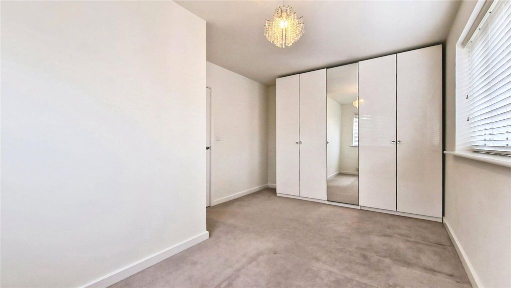 Additional image 15 of 4 bed detached house for saleSt. Georges Park, Binfield, Bracknell, Berkshire RG42
