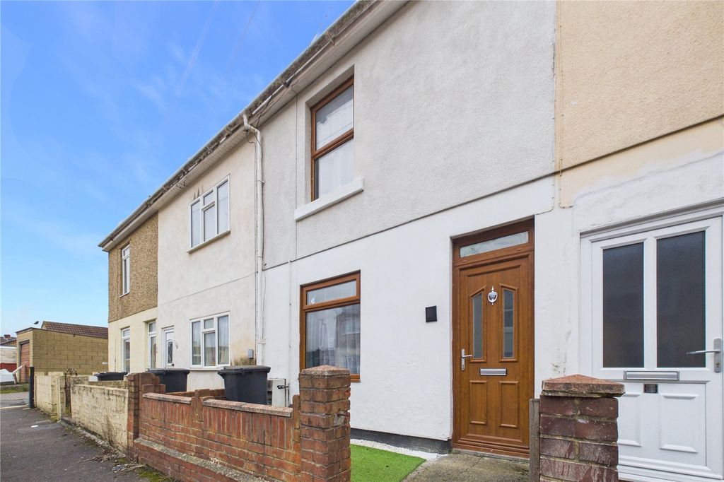 2 bed terraced house for saleSuffolk Street, Gorse Hill, Swindon SN2