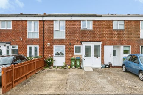 Viking Close, Southampton SO16