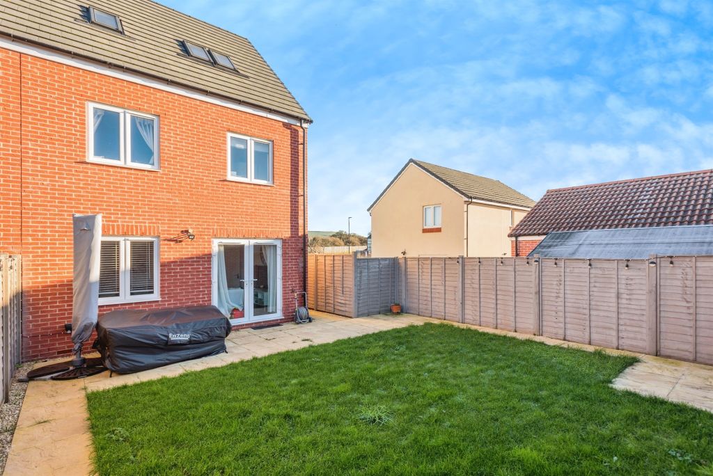 Additional image 20 of 4 bed semi-detached house for saleBrickworth Place, Swindon SN3