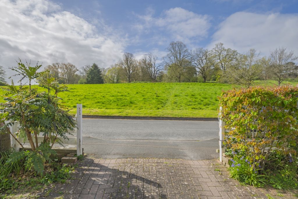 Additional image 19 of 4 bed detached house for saleParklands Road, Swindon SN3