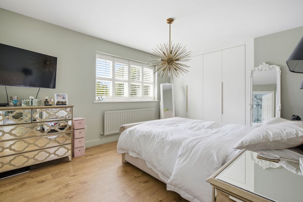Additional image 7 of 4 bed detached house for saleRoundshead Drive, Warfield RG42