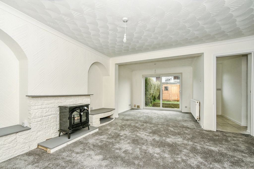 Additional image 3 of 3 bed semi-detached house for saleColebrook Road - Coleview, Swindon SN3