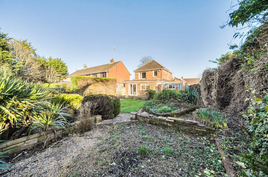 Additional image 15 of 3 bed detached house for saleHighworth Road, Swindon SN3