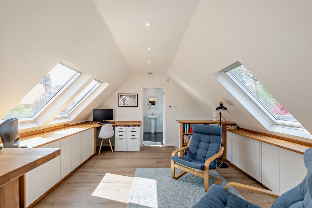 Additional image 10 of 4 bed detached house for saleForest Road, Ascot, Berkshire SL5