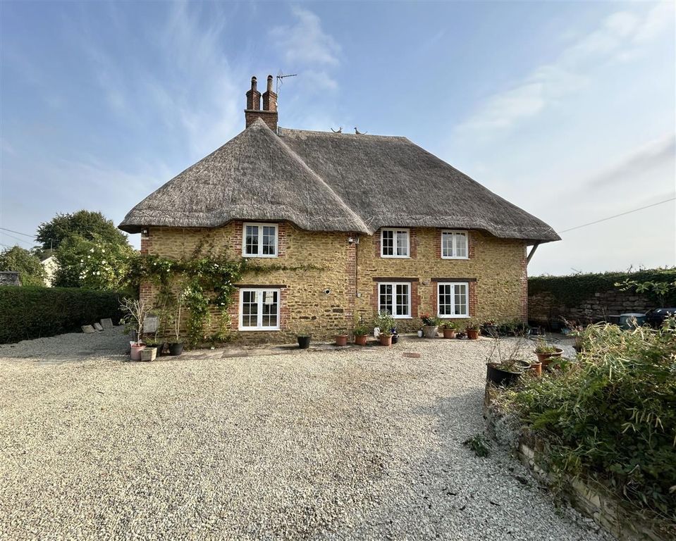Additional image 3 of 5 bed detached house for saleSandy Lane, Chippenham SN15