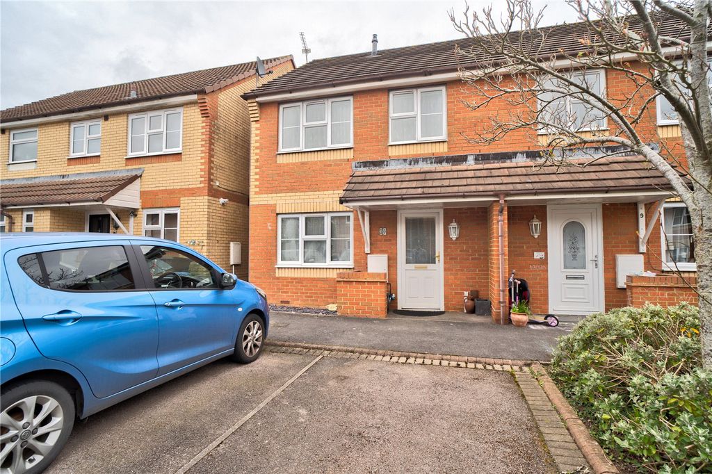 2 bed semi-detached house for saleFrith Copse, Peatmoor, Swindon, Wiltshire SN5