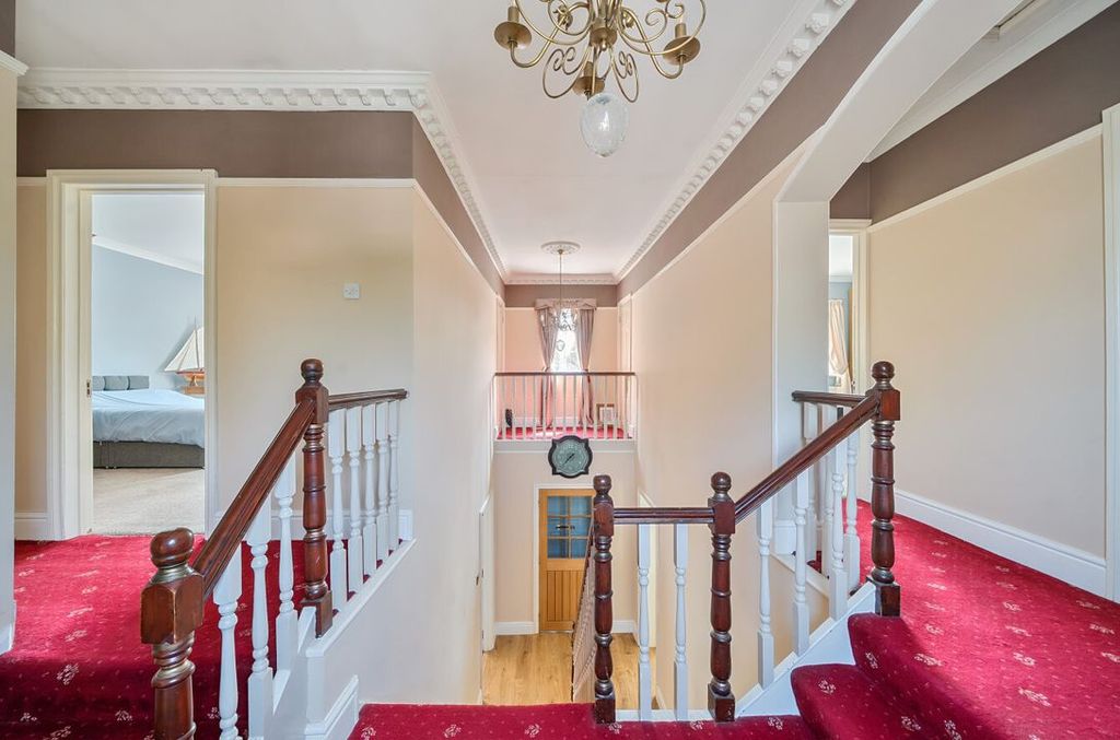 Additional image 13 of 5 bed detached house for saleNew Road, Chiseldon, Swindon SN4