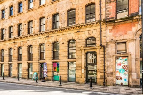 George Street, Manchester, Greater Manchester M1, Studio to rent