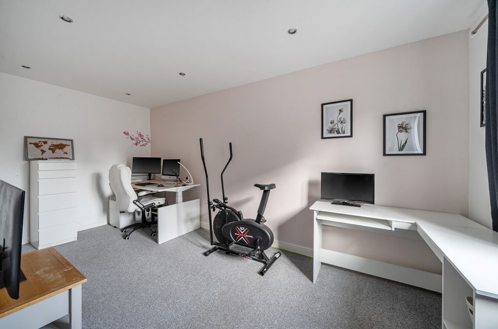 Additional image 12 of 2 bed flat for saleFigsbury Close, Swindon, Wiltshire SN25
