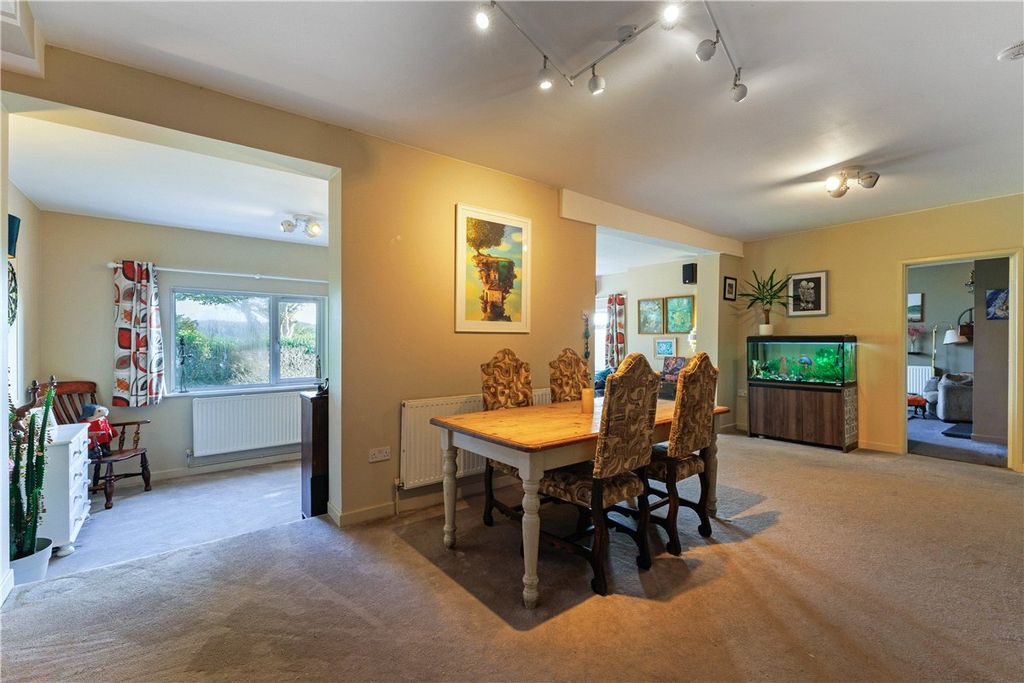 Additional image 4 of 4 bed detached house for salePipers Piece, Herd Street, Marlborough, Wiltshire SN8