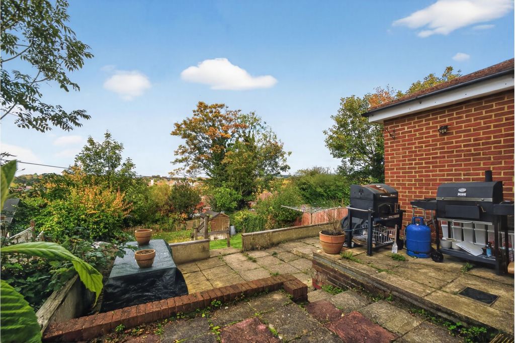 Additional image 22 of 4 bed semi-detached house for saleOrchard Road, Marlborough SN8