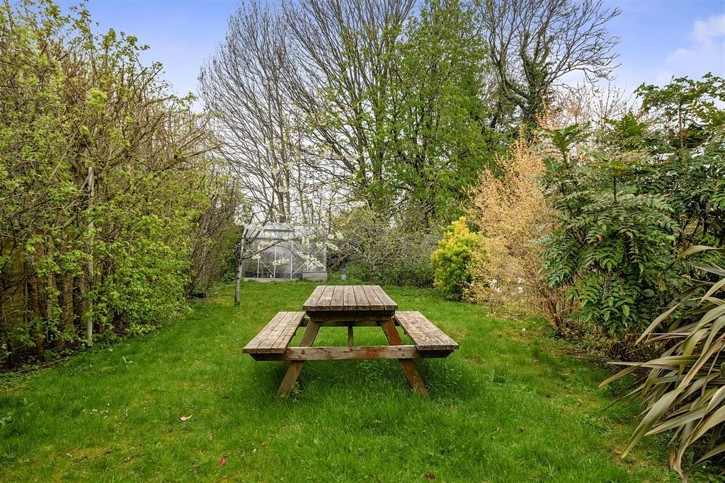 Additional image 14 of 3 bed semi-detached house for saleDevizes Road, Wroughton SN4