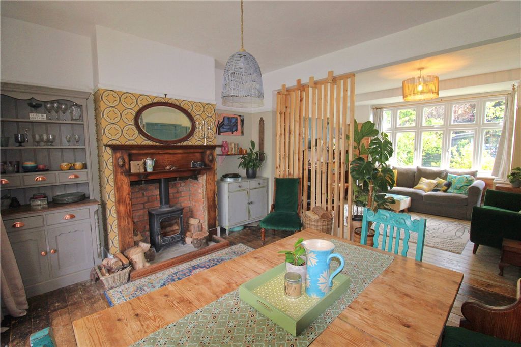 Additional image 18 of 4 bed semi-detached house for saleClarendon Avenue, Trowbridge BA14