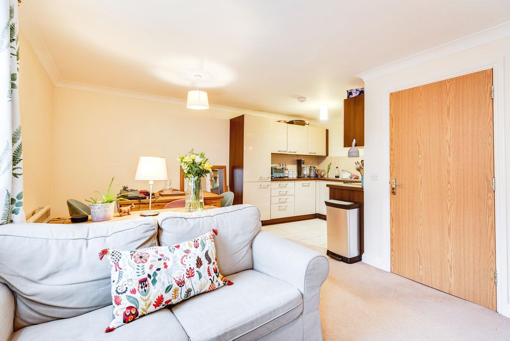Additional image 14 of 2 bed flat for saleMarbeck Close, Redhouse, Swindon, Wiltshire SN25