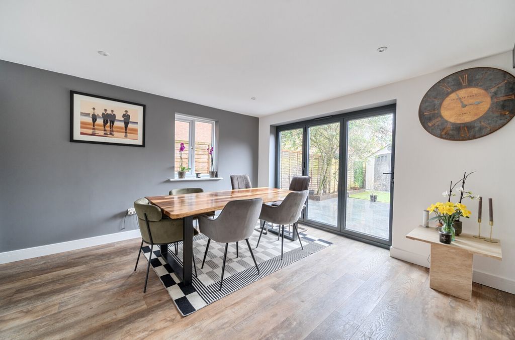 Additional image 9 of 4 bed detached house for saleCressida Chase, Warfield, Bracknell, Berkshire RG42