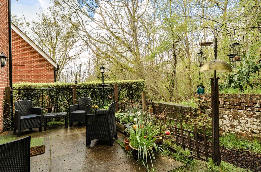 Additional image 15 of 2 bed flat for saleSalisbury Road, Sherfield English, Romsey, Hampshire SO51