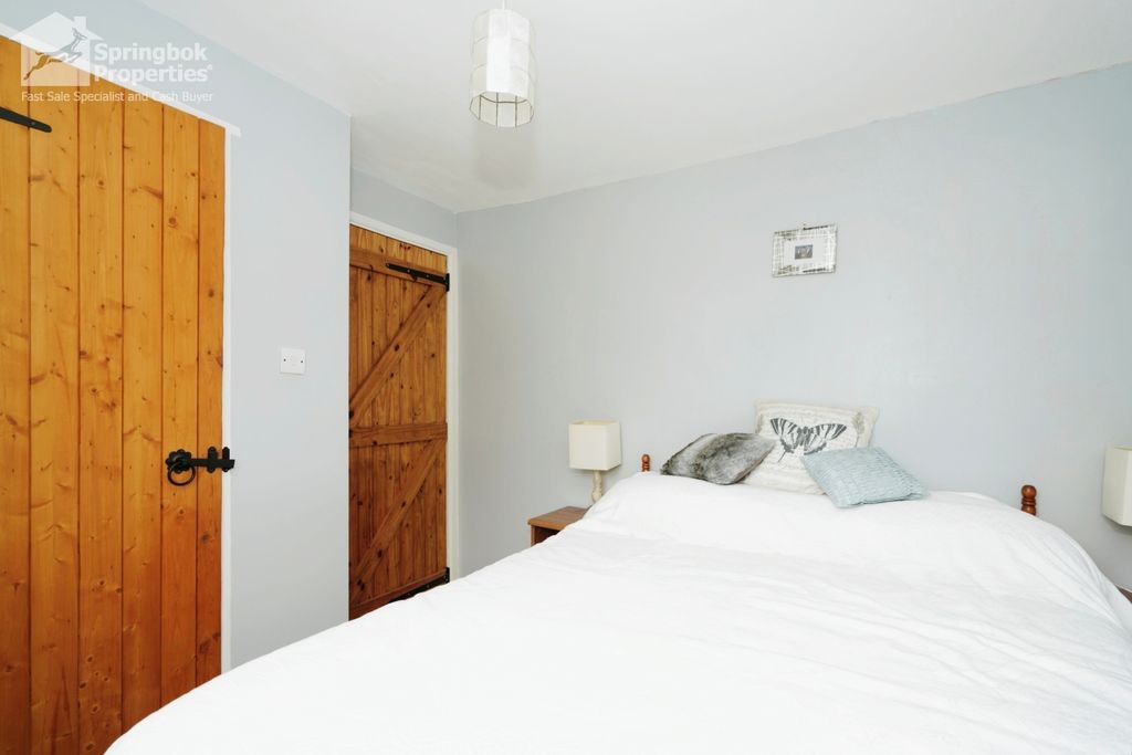 Additional image 8 of 4 bed terraced house for saleMill Street, Calne, Wiltshire SN11