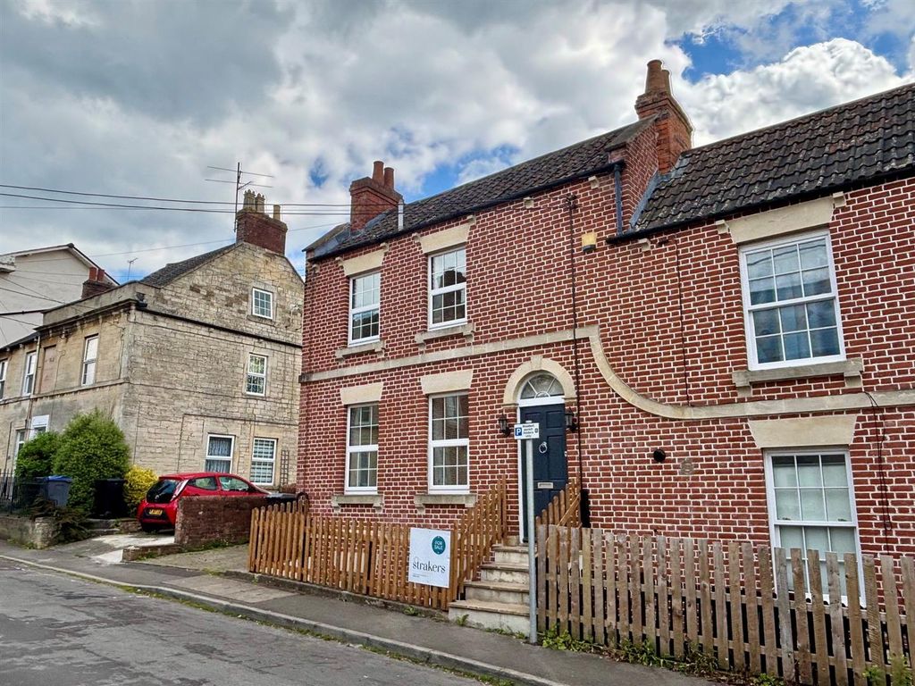 1 bed semi-detached house for saleAshton Street, Trowbridge BA14